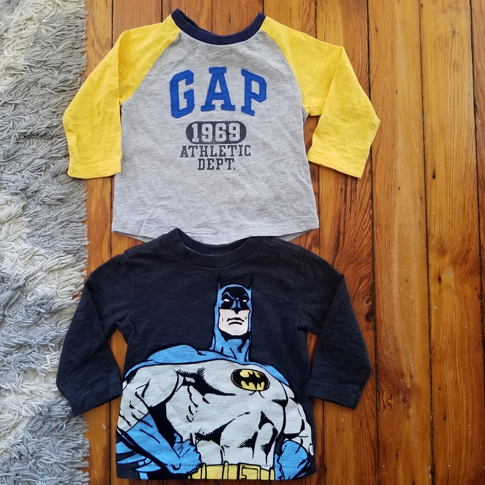 Baby Gap 4 Graphic Long‎ Sleeve T Shirt Bundle Truck, Batman 12-18 Months - Picture 4 of 5